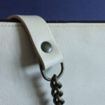Sac pochette Serena crème et or (gamme slim)