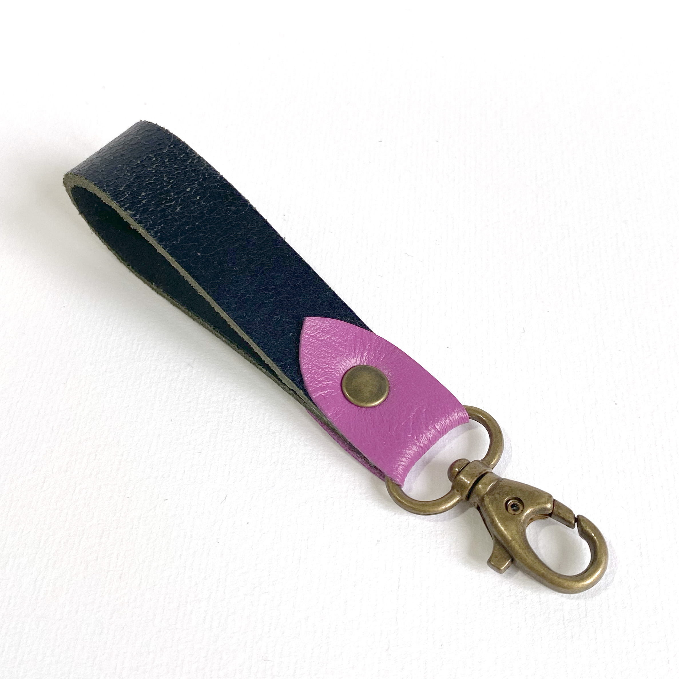 Porte-clés Dave bleu cobalt et magenta