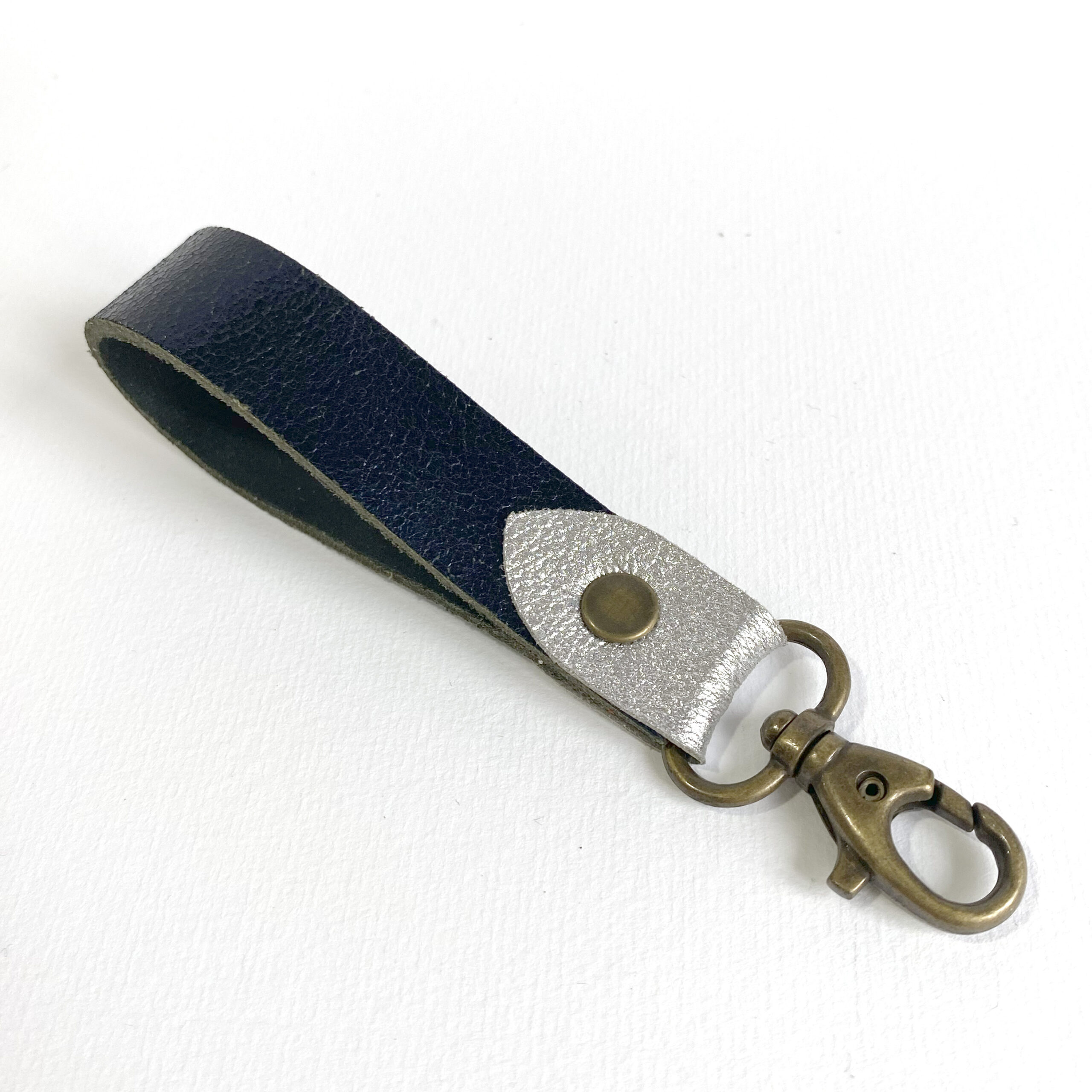 Porte-clés Dave bleu cobalt et argent